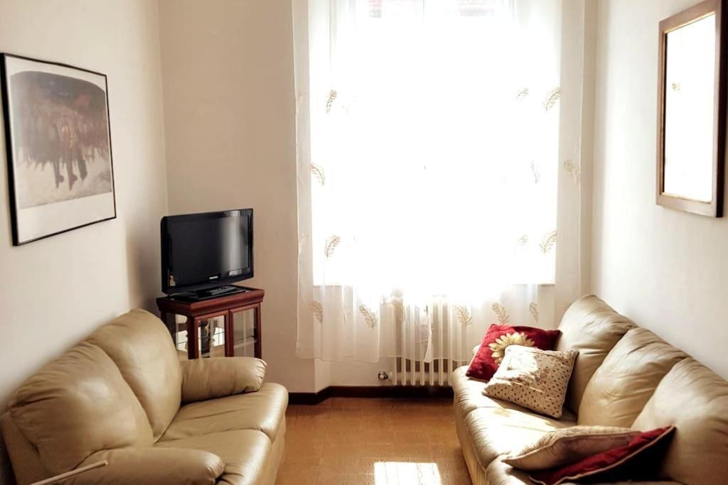ליבורנו Gabry'S Home Three-Bedroom Big Apartment Near City Center & Train Station To Pisa And Florence & Ferries To Sardegna Corsica מראה חיצוני תמונה